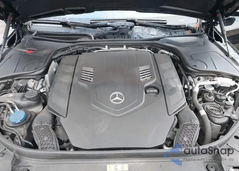 2018 Mercedes-Benz S 560 z USA, uszkodzony, nr VIN WDDUG8DB3JA371856